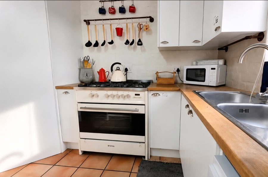 6 Bedroom Property for Sale in Stilbaai Wes Western Cape